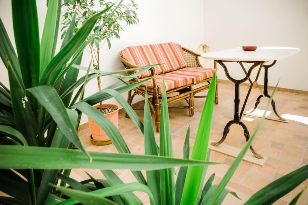 Renovated, Open And Functional Old City House Iráclio Exterior foto